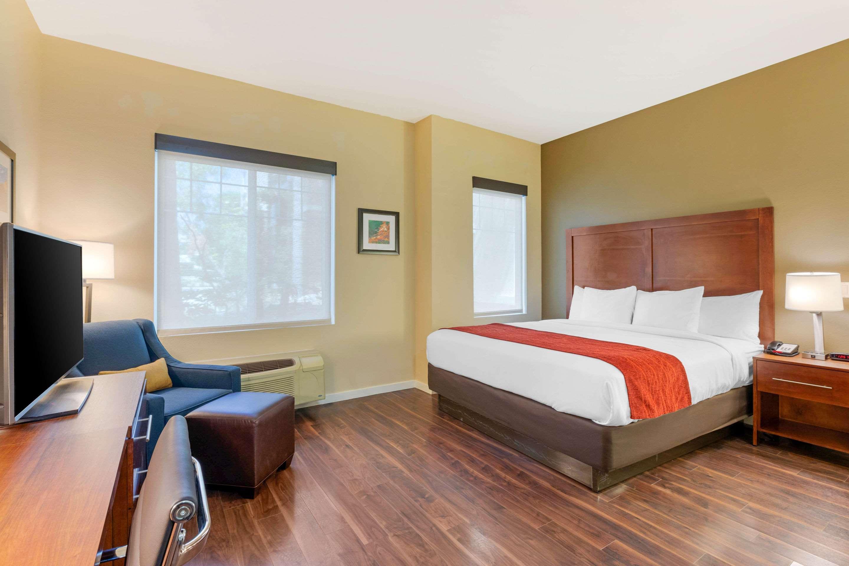 Comfort Inn & Suites Near Ontario Airport Zewnętrze zdjęcie