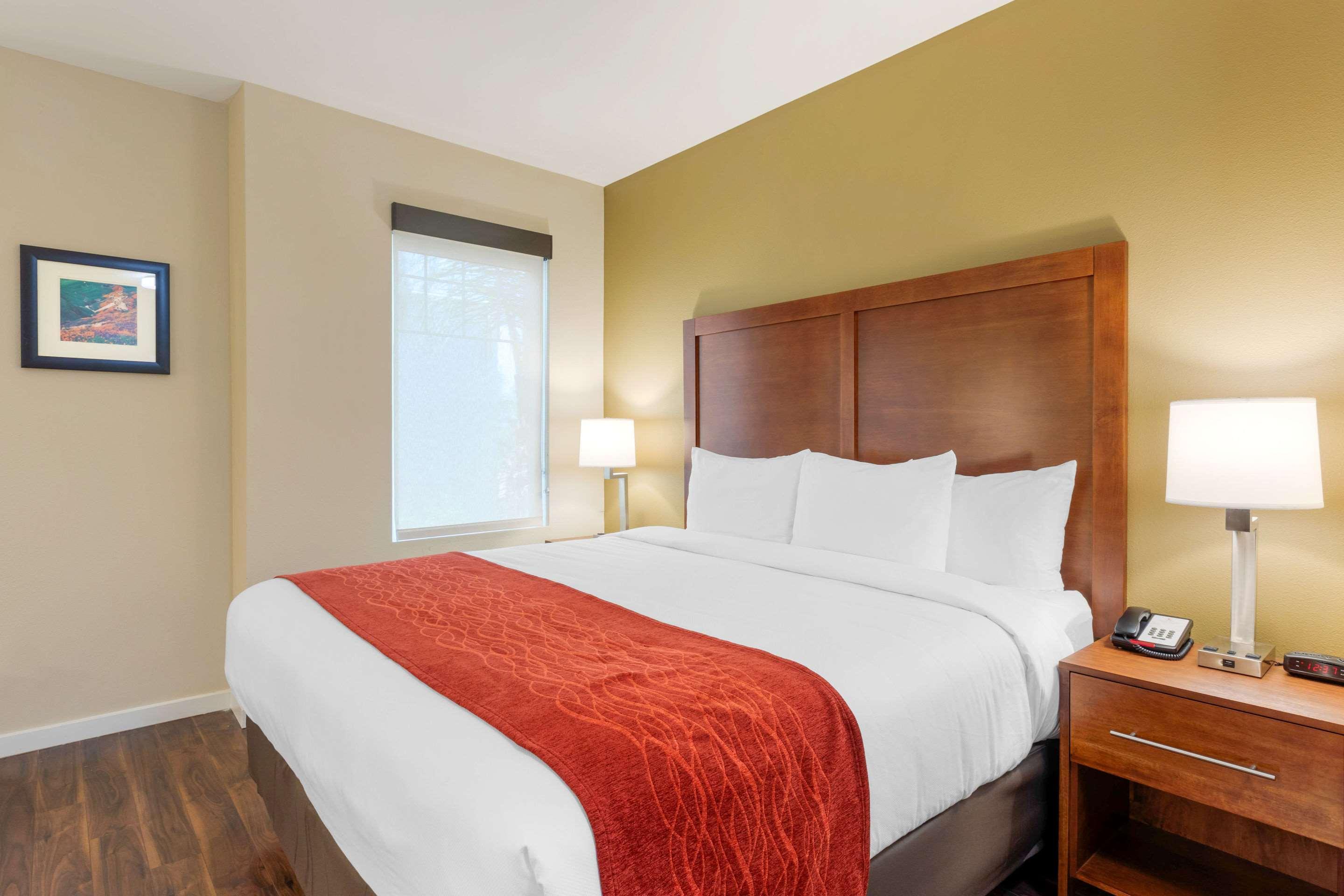 Comfort Inn & Suites Near Ontario Airport Zewnętrze zdjęcie