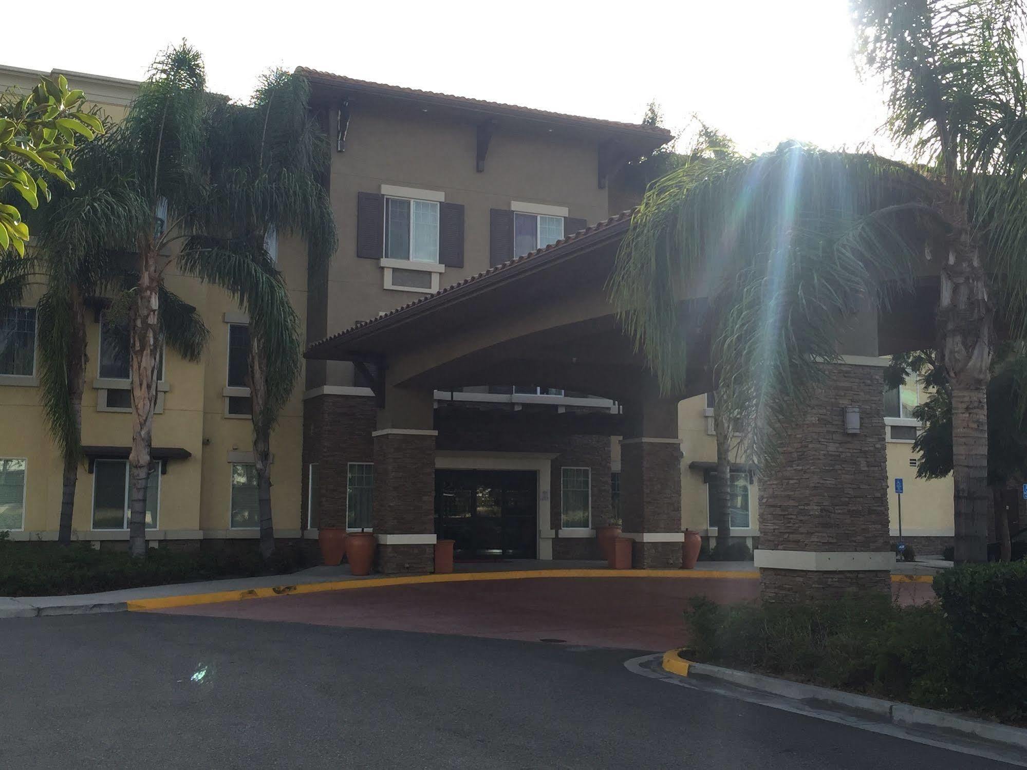 Comfort Inn & Suites Near Ontario Airport Zewnętrze zdjęcie